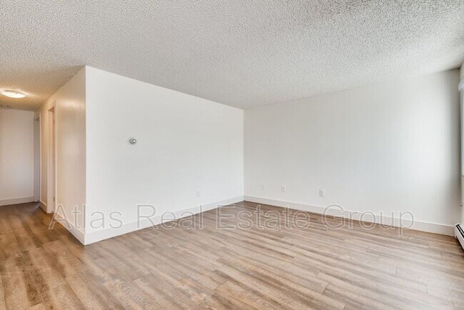 Building Photo - 1450 S Reed St