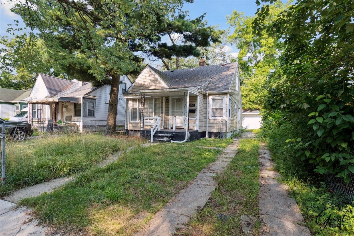 Foto principal - 3 Bedroom - 1 Bath- $1,150.00