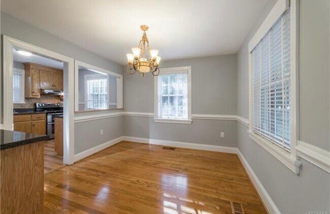 Foto del edificio - 6615 Forest Hill Ave