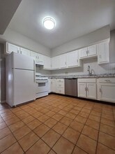 Building Photo - Hobart Apartments