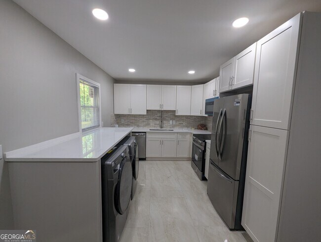 Building Photo - 4308 Sheppard Dr