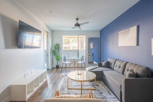 Building Photo - 701 W Rio Salado Pkwy