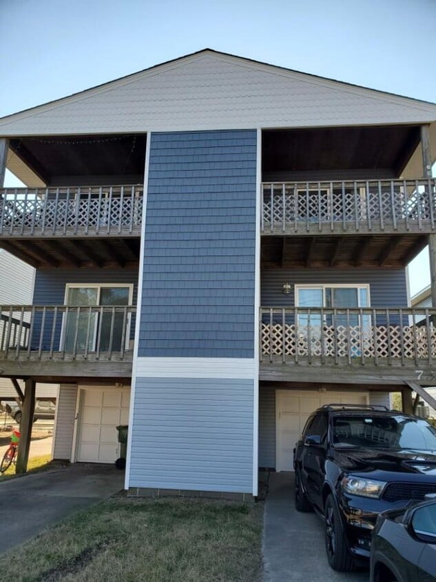 Primary Photo - Ocean view condo
