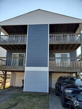 Building Photo - 737 W Ocean View Ave