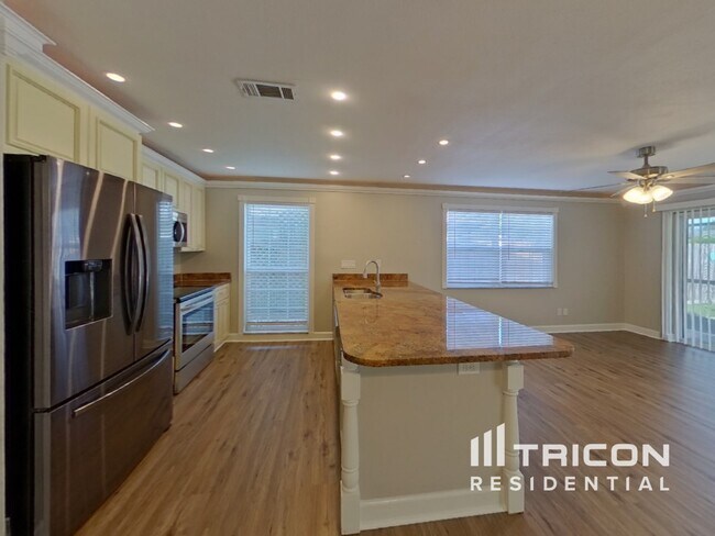 Foto del edificio - 2376 Millwood Ln