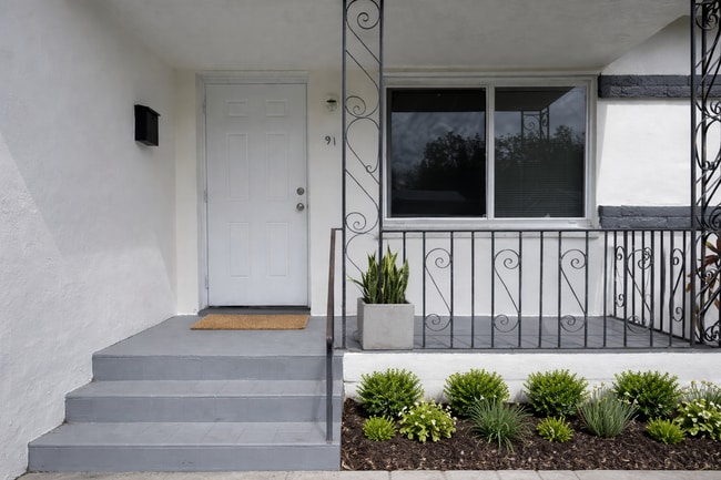 Building Photo - 911 NW 57th St