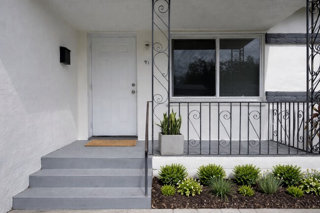 Foto del edificio - 911 NW 57th St