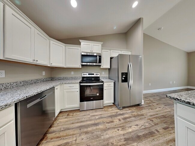 Foto del edificio - 8696 N Circular Way