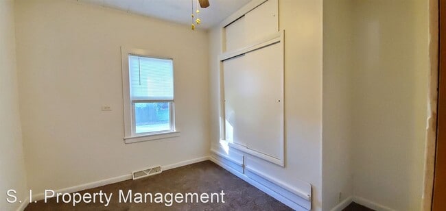 Building Photo - 3 br, 1 bath House - 703 S. Duncan