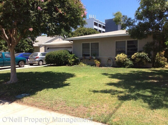 Building Photo - 2 br, 1 bath House - 6558 Lassen Ct.