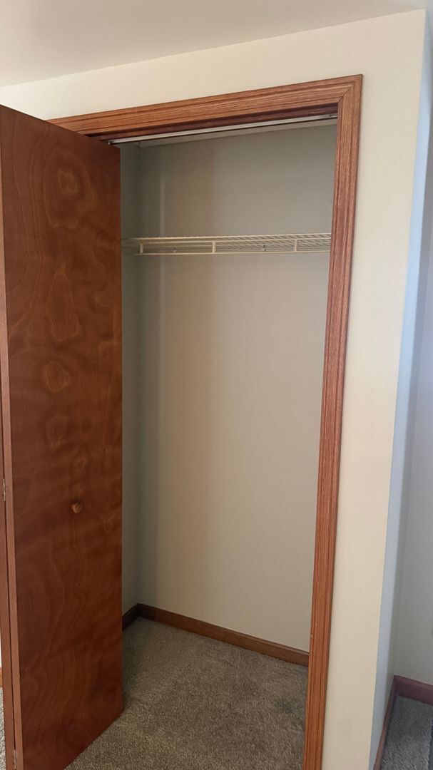 Foto del edificio - 1 bedroom ranch style home ready now!