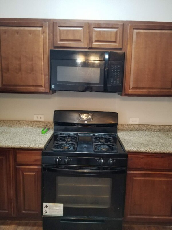 Building Photo - 8704 Torcello St