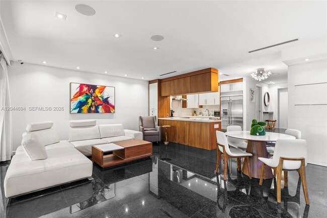 Building Photo - 21145 Helmsman Dr