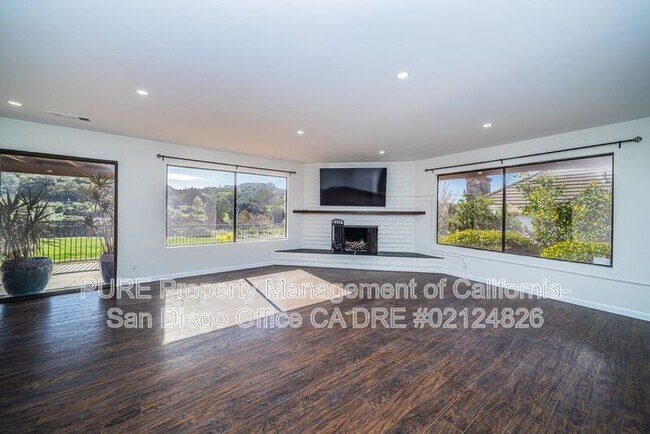 Building Photo - 10563 Meadow Glen Way E