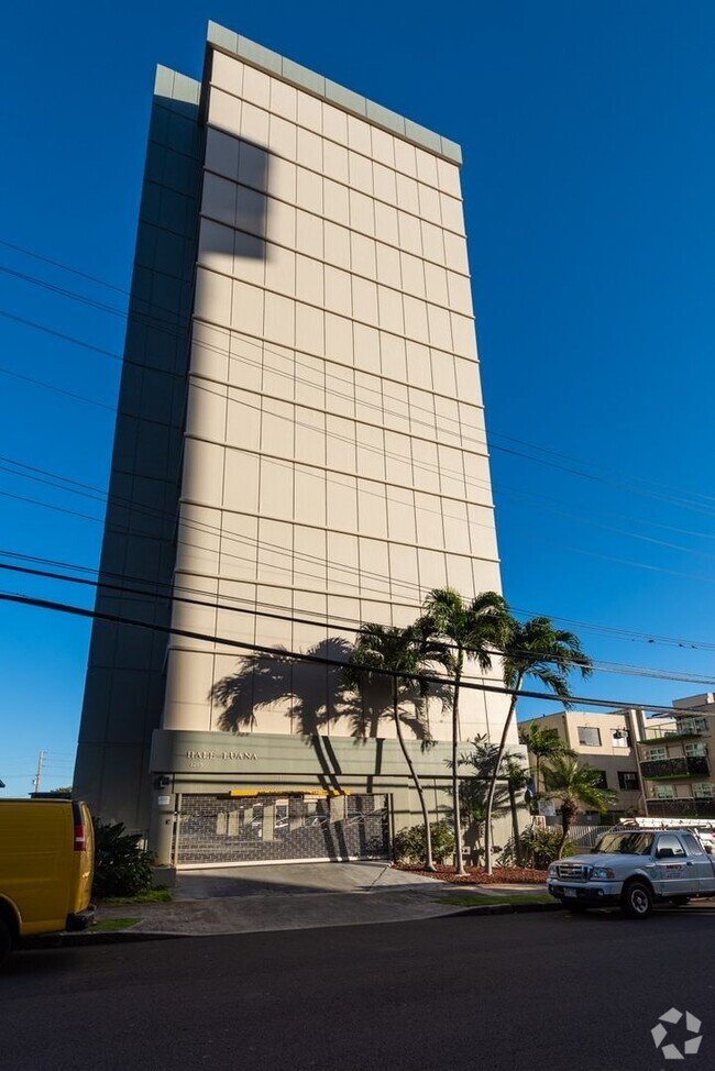 Building Photo - 1215 Alexander St