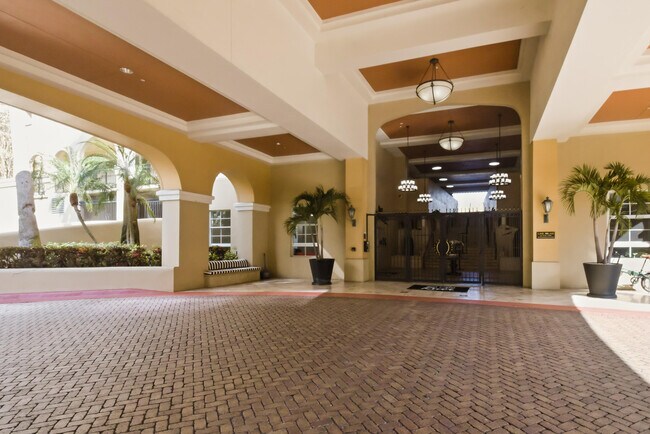 Foto del edificio - 520 SE 5 Ave