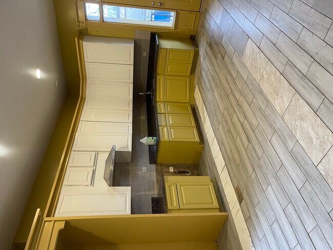 Foto del edificio - 3341 W Walnut St