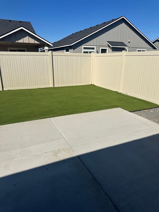Building Photo - New Construction Home for Rent- Available ...