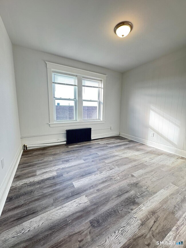 Foto del edificio - 1220 State St