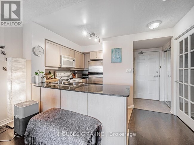 Photo du bâtiment - 19 Barberry Pl