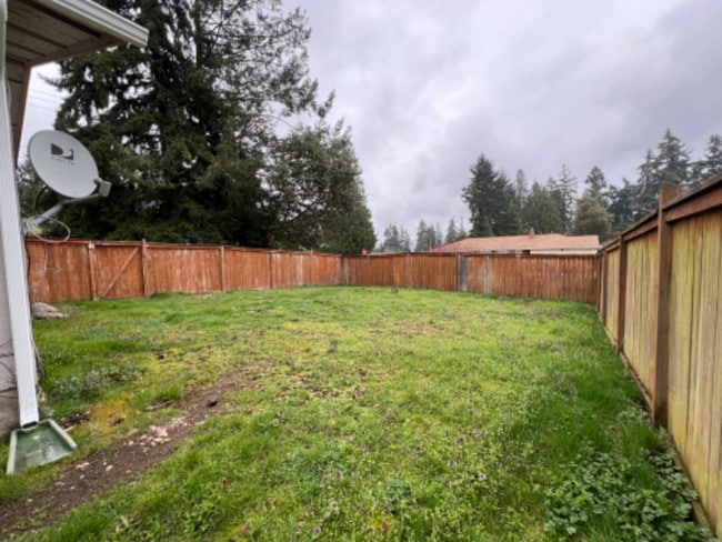 Building Photo - 2041 S 298th St