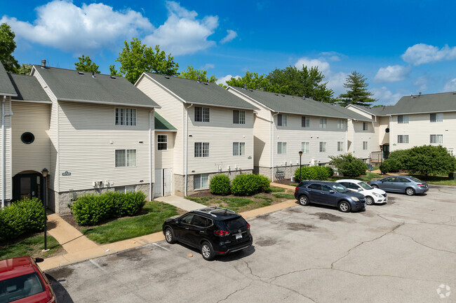 Building Photo - Caroline Place Apartments