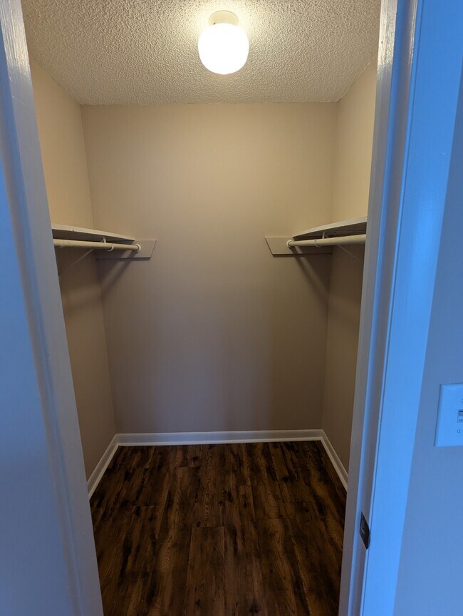 Foto del edificio - 6840 Blue Heron Blvd