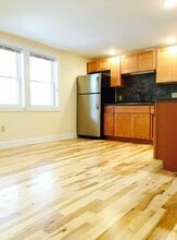 Building Photo - 158 North St