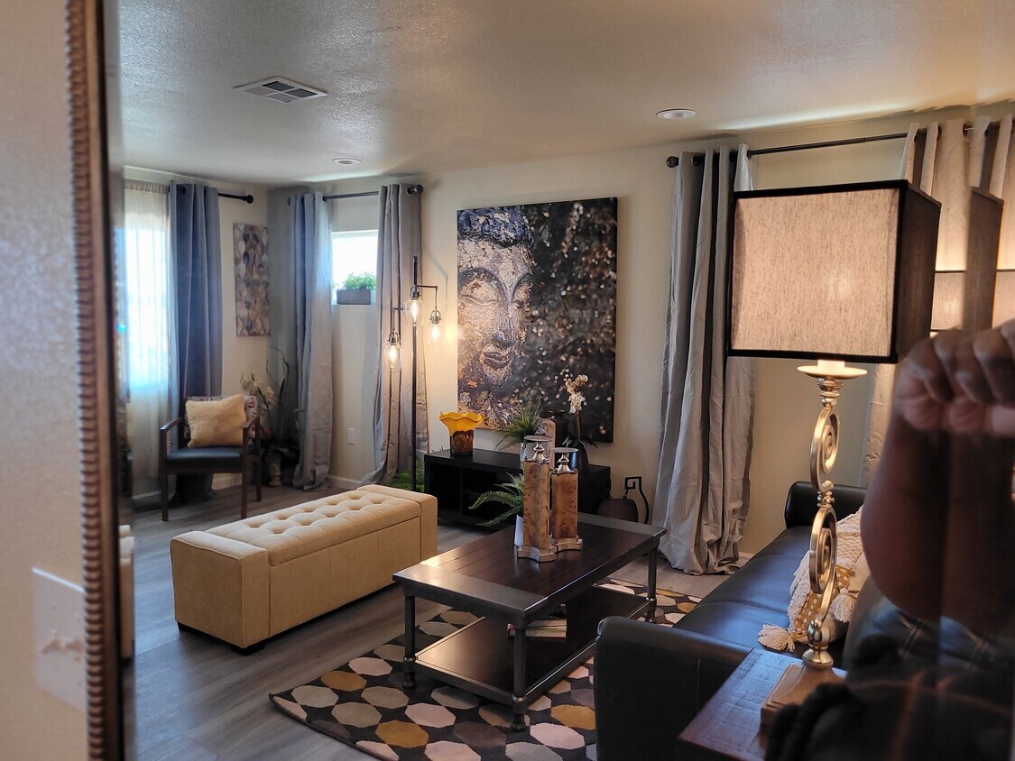 Foto del edificio - 7358 Springman St