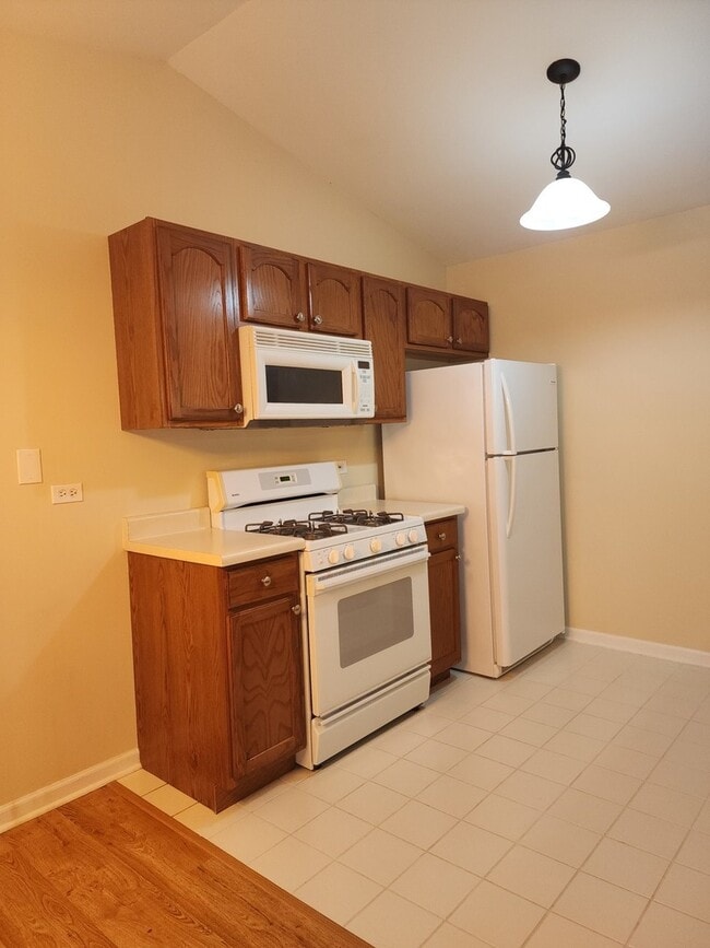 Building Photo - 1171 N Red Oak Cir