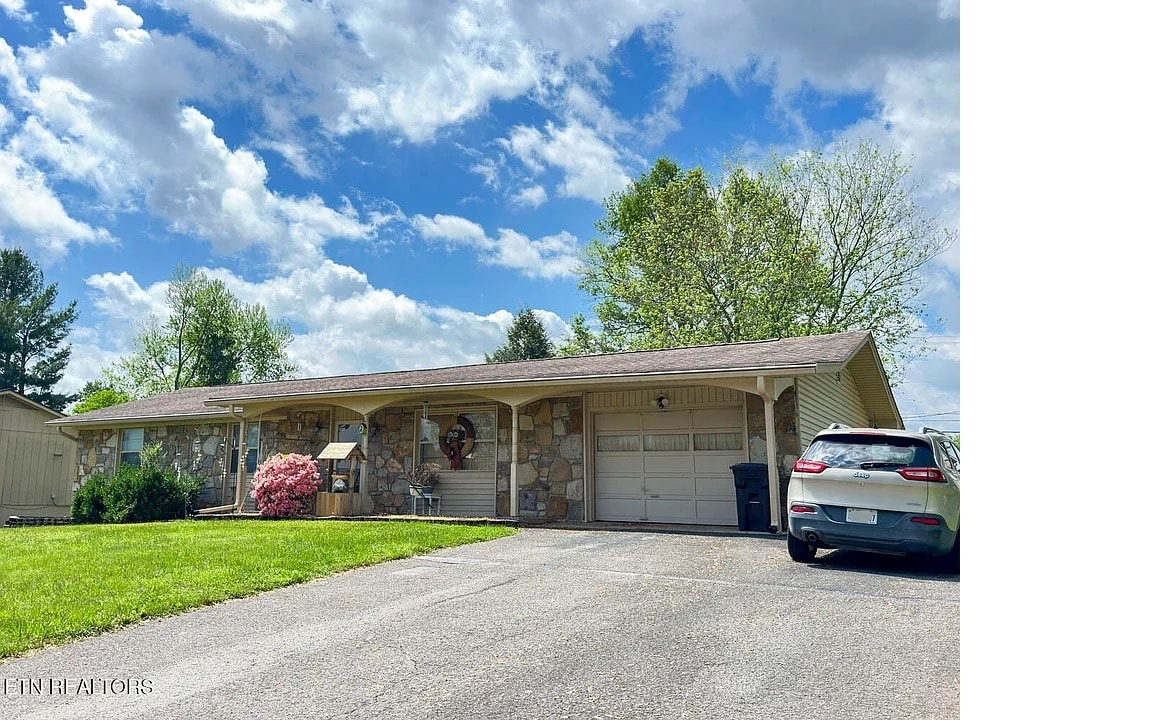 Foto principal - 7713 Widdecomb Rd