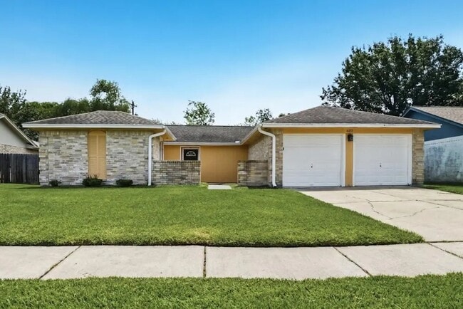 Building Photo - 602 Dixie Dr