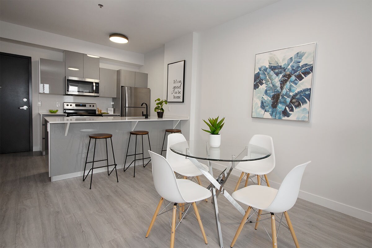 703 St Anne's Rd, Winnipeg, MB R2N 4G7 Apartments 703 St Anne's Rd