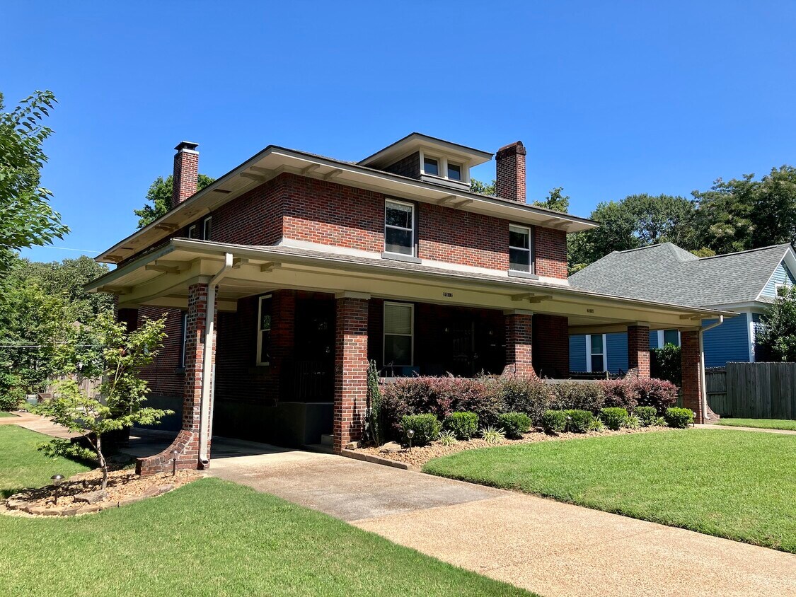 2012 Walker Ave Unit Featured, Memphis, TN 38104 2012 Walker Ave