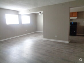 Building Photo - 9437 86th Ct