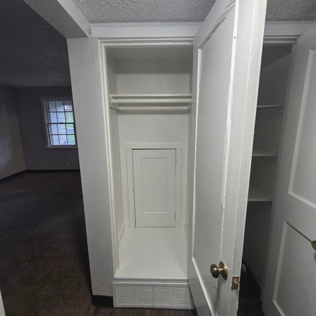 Building Photo - 315 NW 14th St