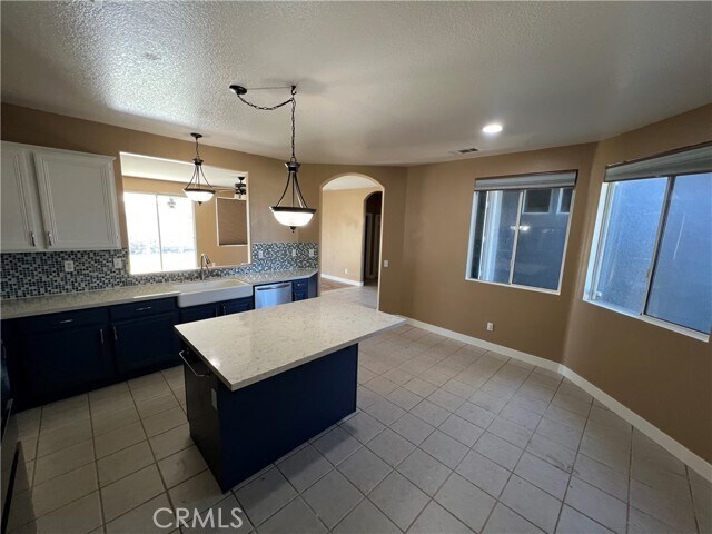 Foto del edificio - 29790 Morning Breeze Dr