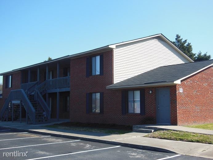 Primary Photo - 510 Dexter St