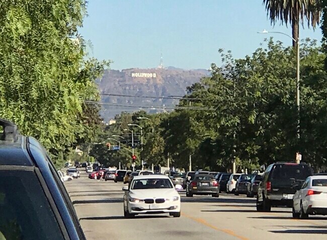 Foto del edificio - 1927 Hauser Blvd