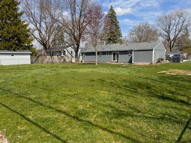 Building Photo - 78 Heather Dr