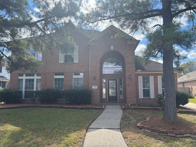 Foto del edificio - 12823 Dadebrook Ct