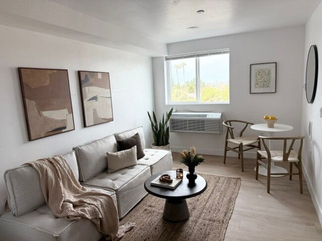 Photo - 4973 West 21st Street Apartment