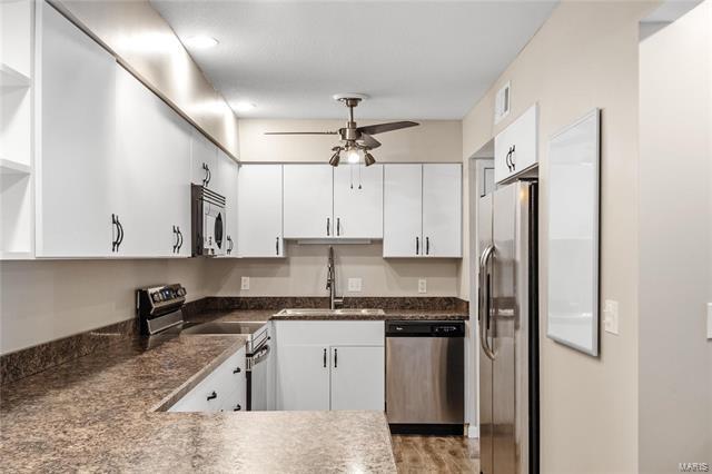 Foto del edificio - 5580 Baronridge Dr