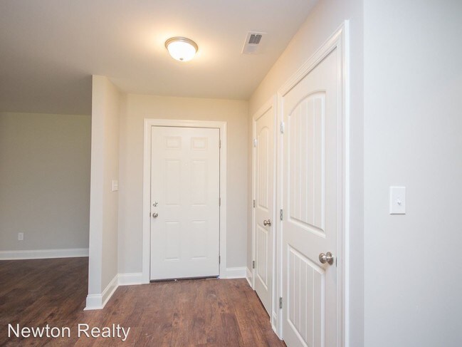 Building Photo - 3 br, 2 bath House - 20559 Sabrina Lane