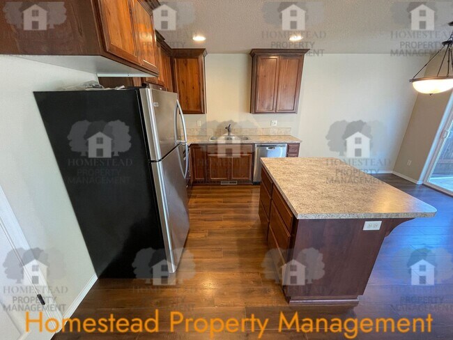 Foto del edificio - 1449-1451 Northgate Dr.
