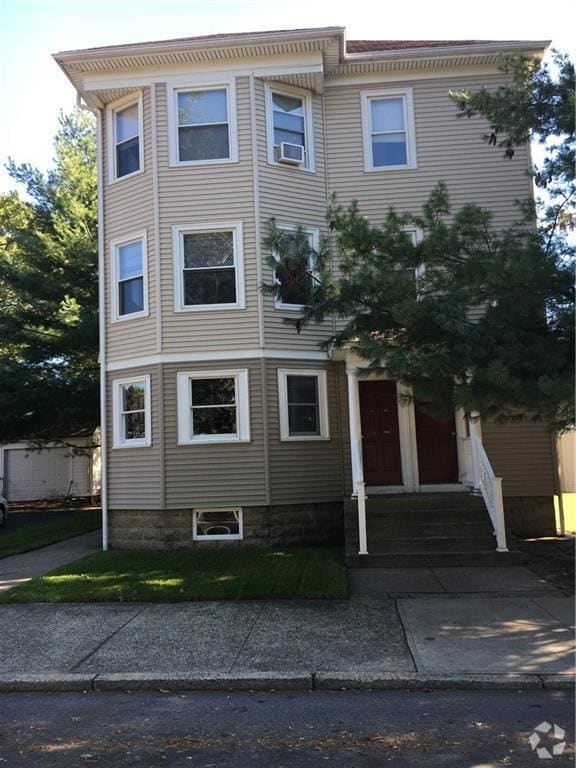 Building Photo - 160-160 Slater Park Ave
