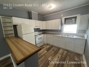Building Photo - 33121 Co Rd 512