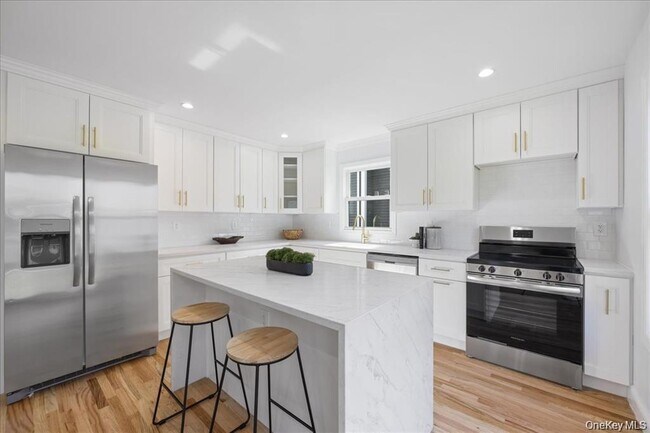 Foto del edificio - 89 Thurton Pl