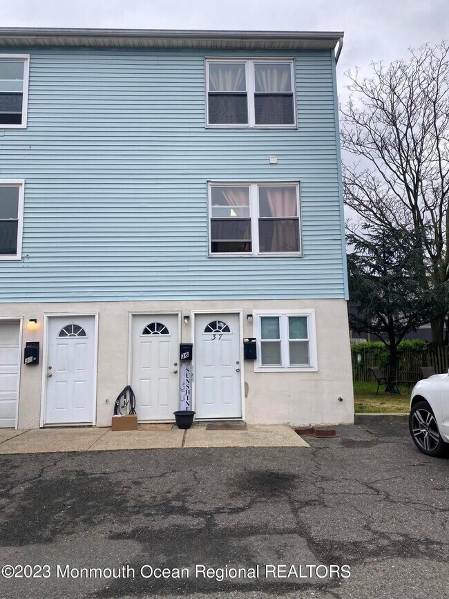 Foto del edificio - 35 Beachway Ave