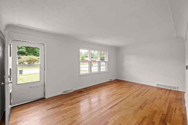 Foto del edificio - 708 SW 4th St